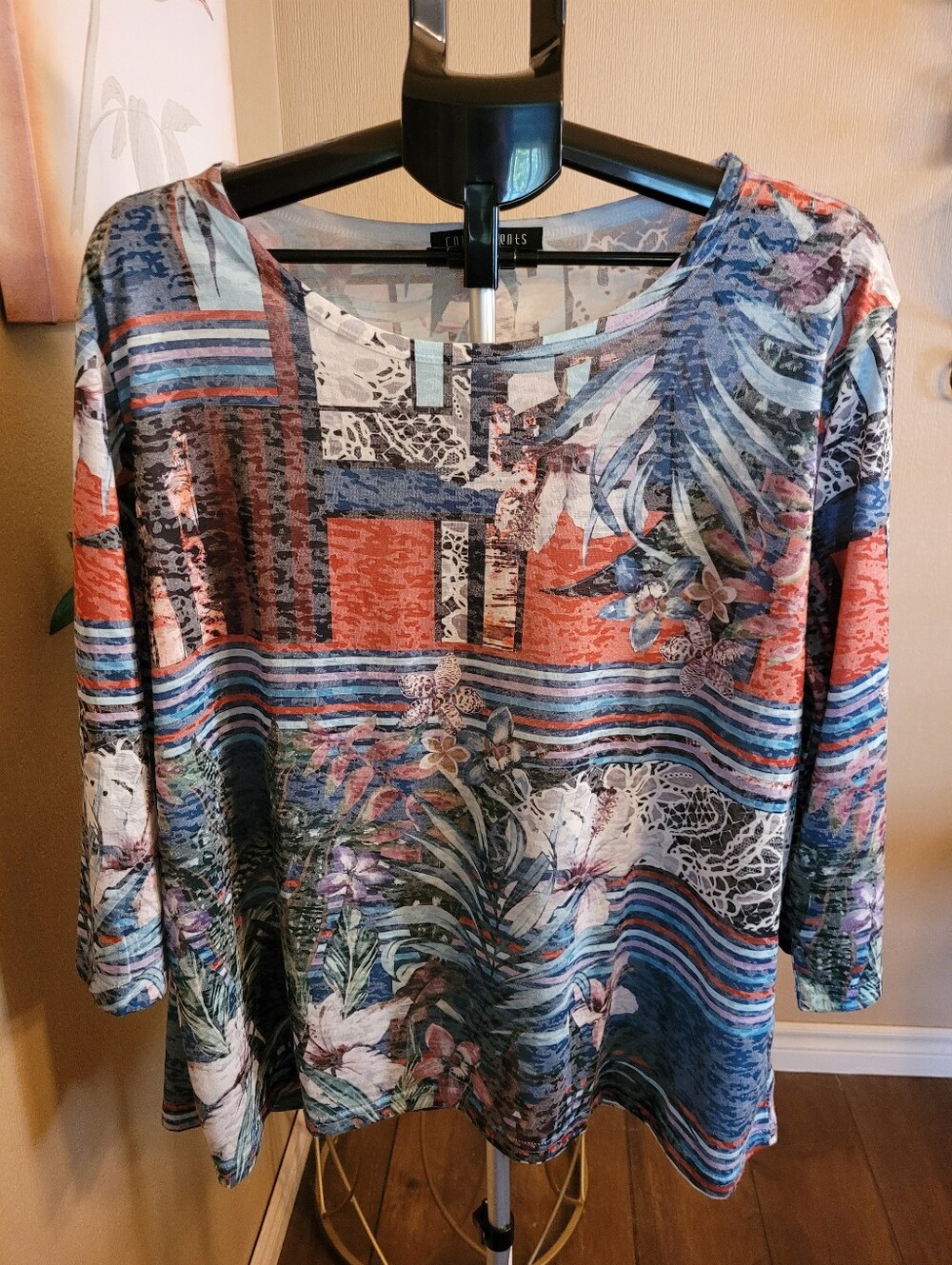 Compliments Women’s Plus Floral Print Scoop Neck Top